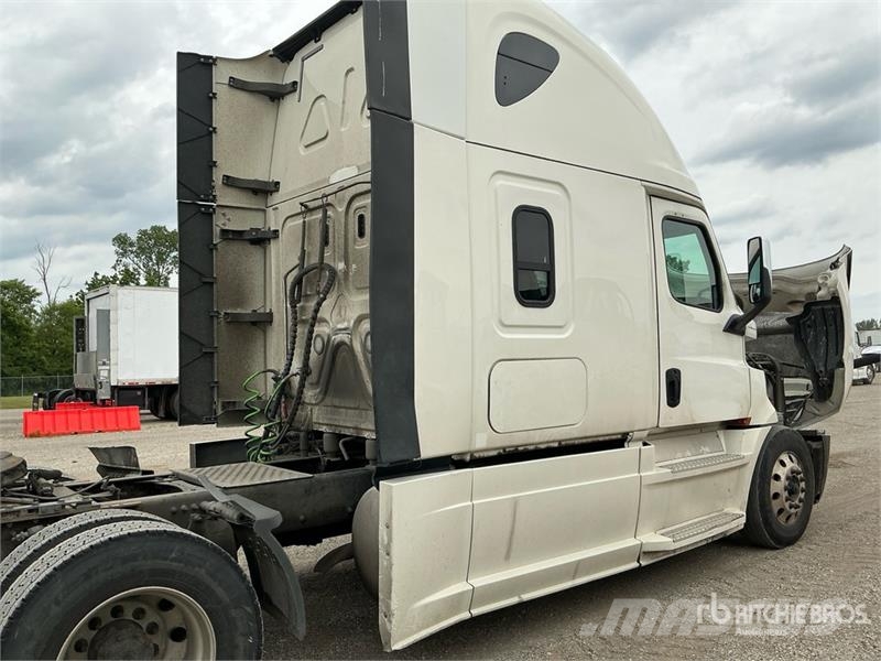 Freightliner Cascadia 126 Vlačilci