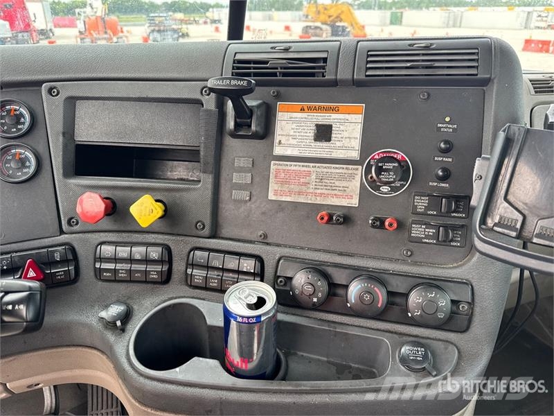 Freightliner Cascadia 125 Cavalos mecânicos