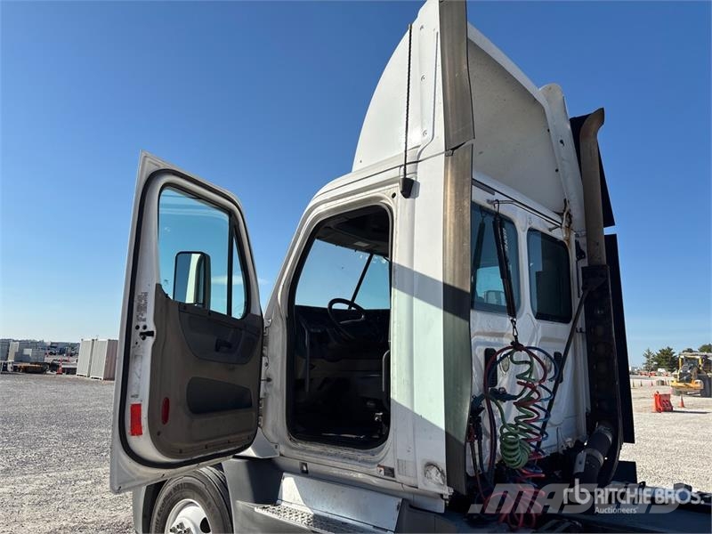 Freightliner Cascadia 125 Vlačilci