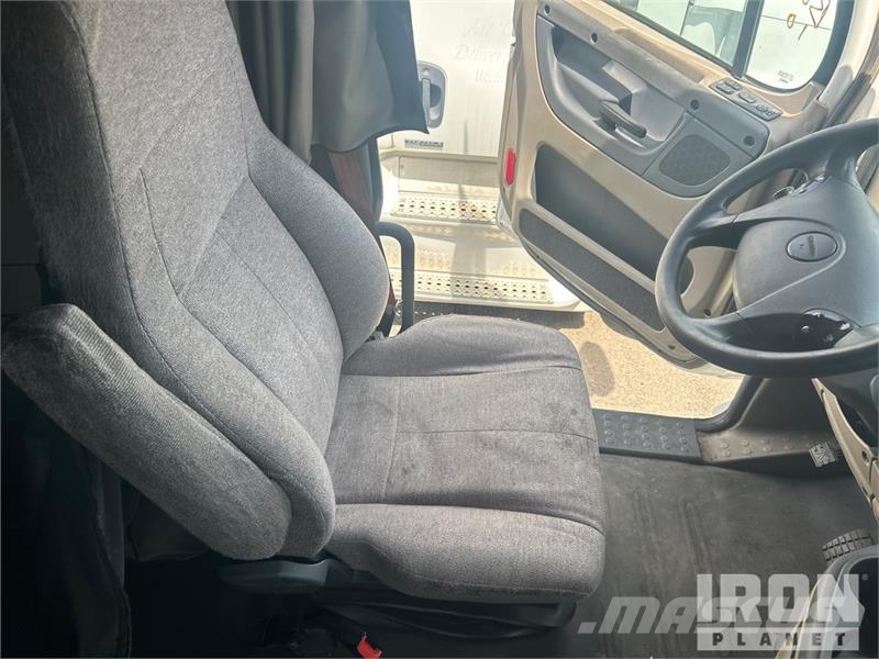 Freightliner Cascadia 125 Vetopöytäautot