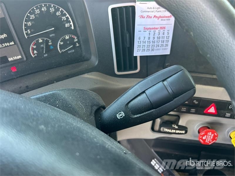 Freightliner Cascadia 126 Влекачи