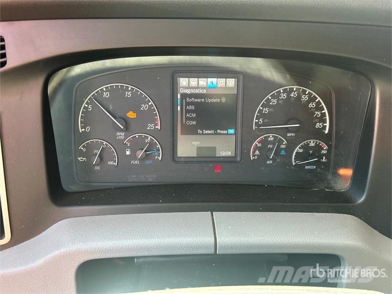 Freightliner Cascadia 126 曳引機組件