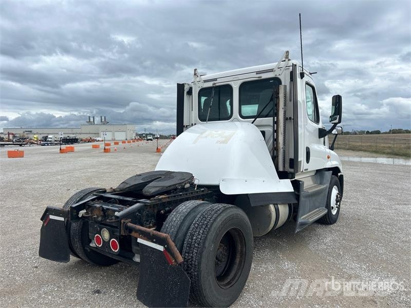 Freightliner Cascadia 125 Тягачі