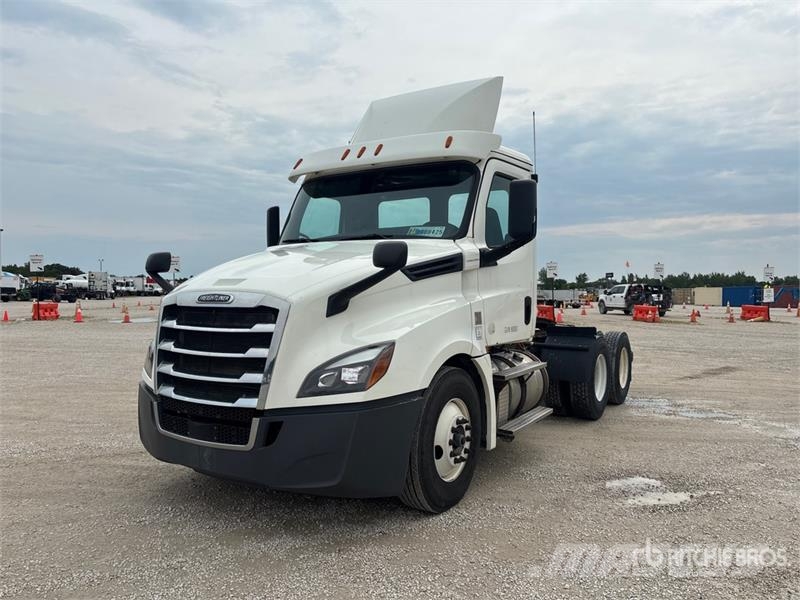 Freightliner Cascadia 126 Çekiciler
