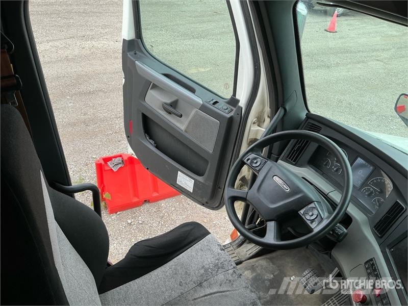 Freightliner Cascadia 126 Vlačilci