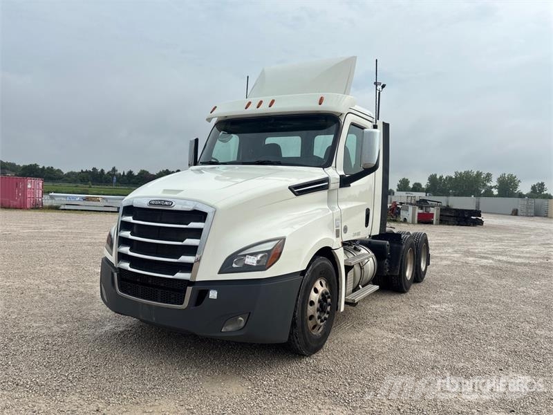 Freightliner Cascadia 126 Vetopöytäautot