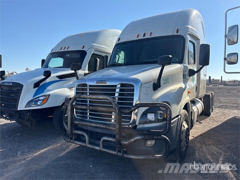 Freightliner Cascadia 125 Тягачі