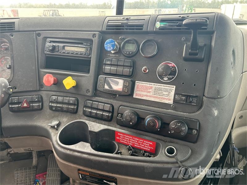 Freightliner Cascadia 125 Tractor Units