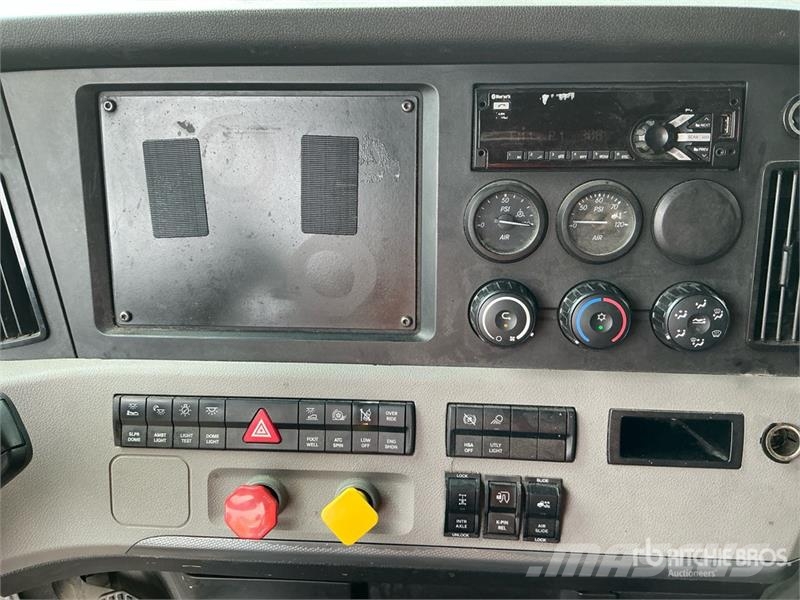Freightliner Cascadia 126 Vlačilci