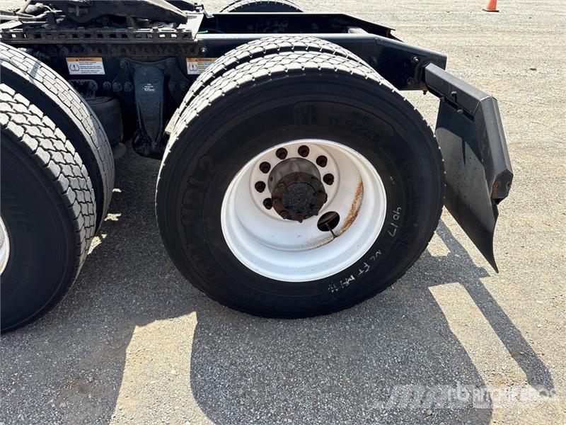 Freightliner Cascadia 125 Cavalos mecânicos