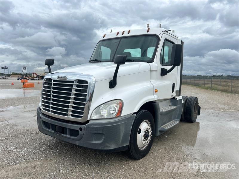 Freightliner Cascadia 125 曳引機組件