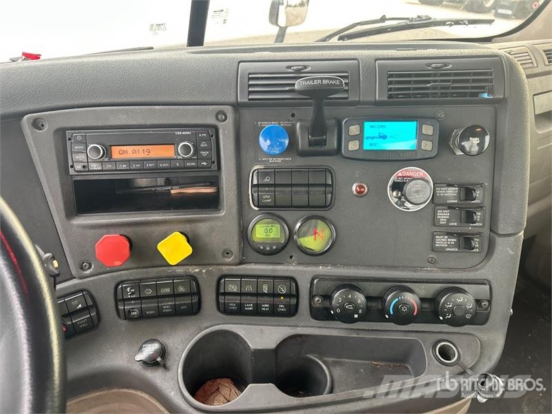 Freightliner Cascadia 125 وحدات الجر