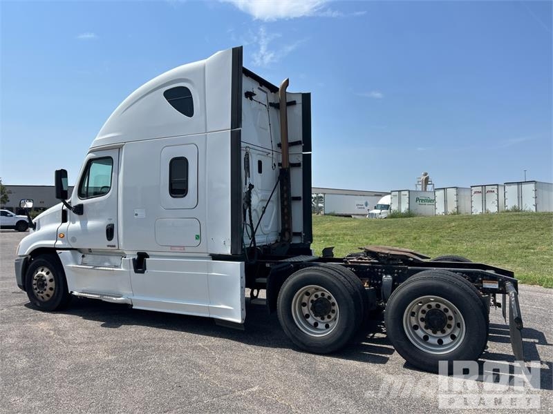 Freightliner Cascadia 125 Çekiciler