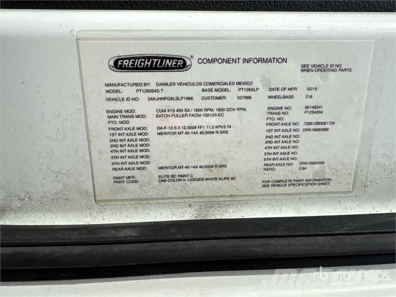 Freightliner Cascadia 126 6x4 T/A Sleeper Truck Tractor Çekiciler