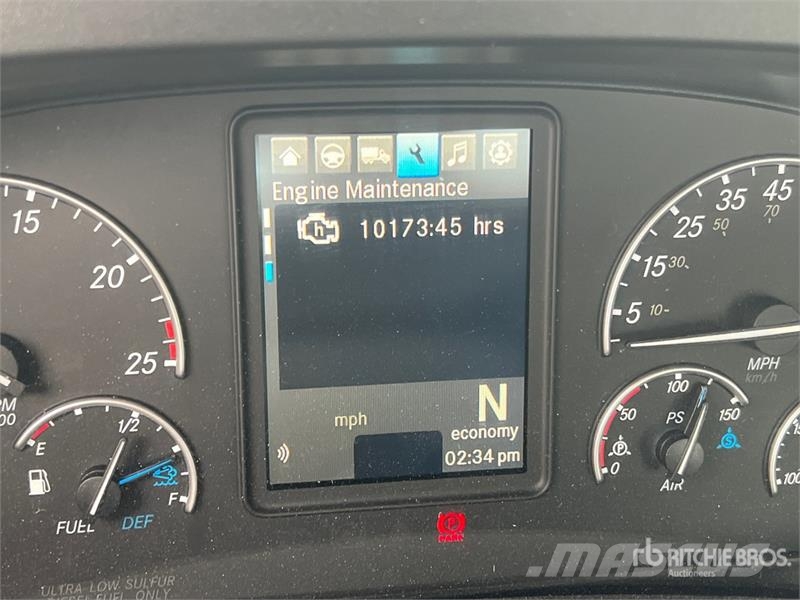 Freightliner Cascadia 126 Тягачі