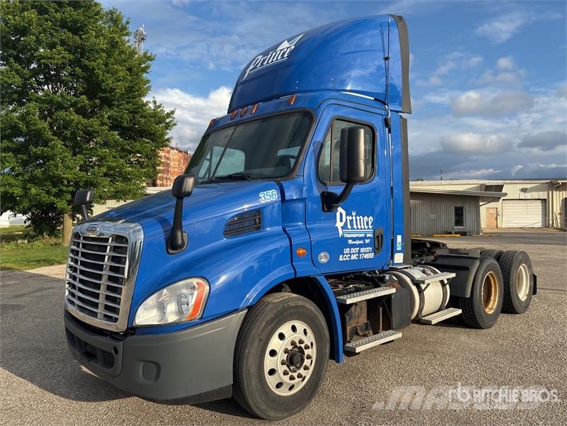 Freightliner Cascadia 113 Tracteur routier