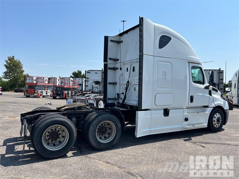 Freightliner Cascadia 126 Çekiciler