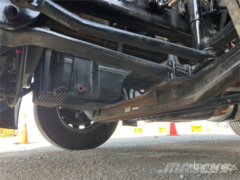 Freightliner Cascadia 126 Truck Tractor Units