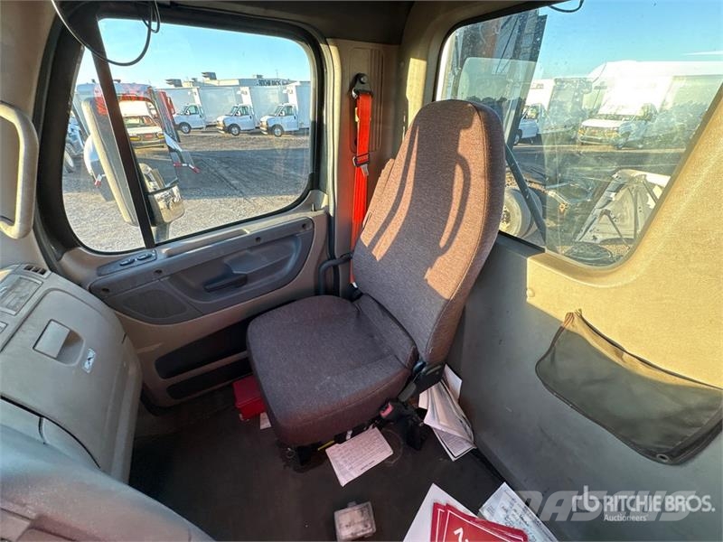 Freightliner Cascadia 113 Tractor Units