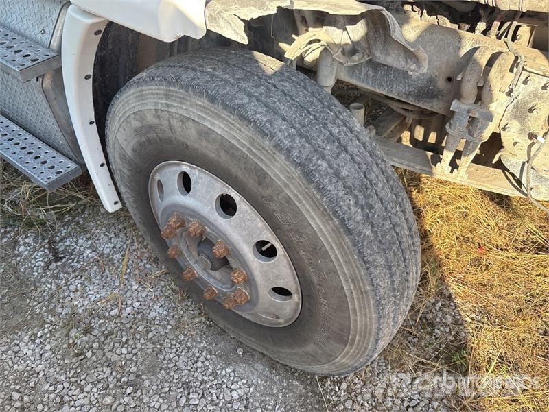 Freightliner Cascadia 113 Vlačilci