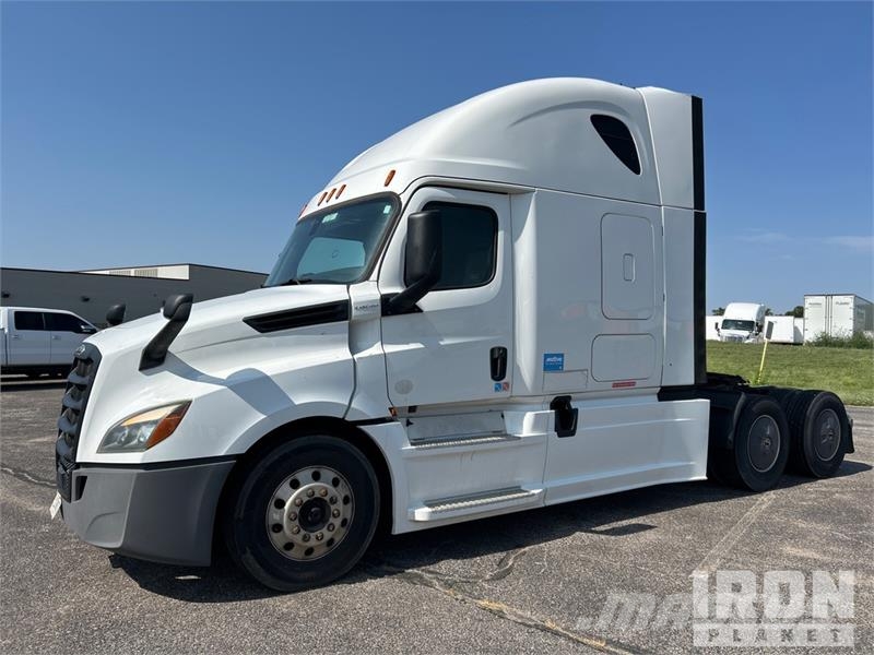 Freightliner Cascadia 126 Çekiciler