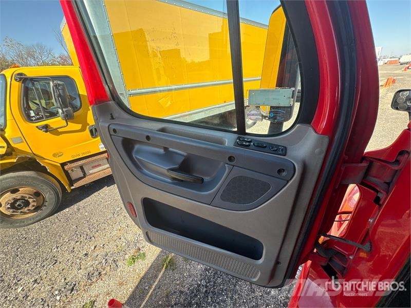 Freightliner Cascadia 125 6x4 T/A Sleeper Truck Tractor Motrici e Trattori Stradali