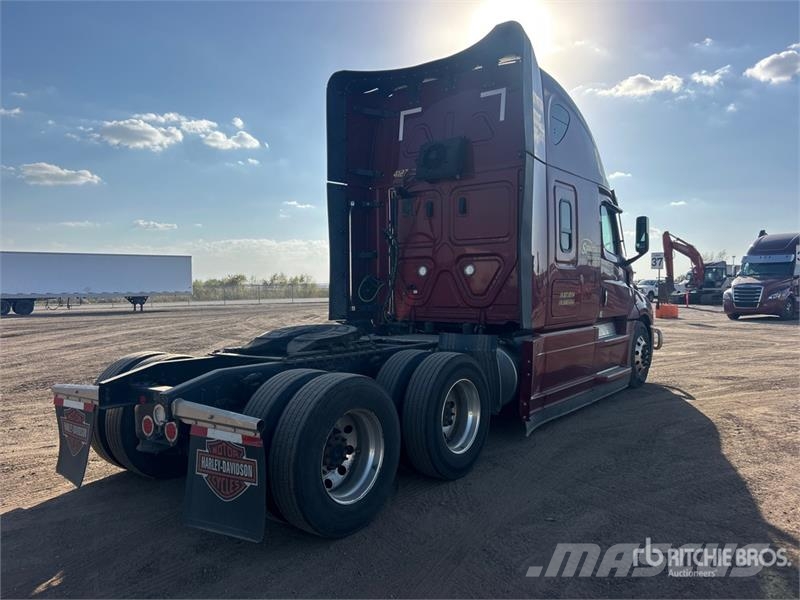 Freightliner Cascadia 126 Влекачи