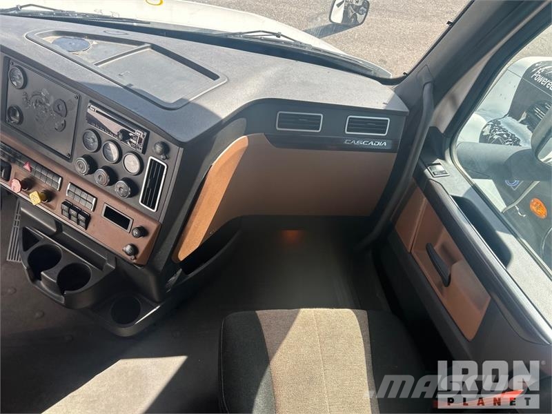 Freightliner Cascadia 126 Trekkvogner