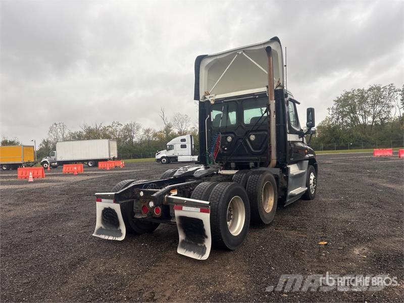 Freightliner Cascadia 125 Sattelzugmaschinen