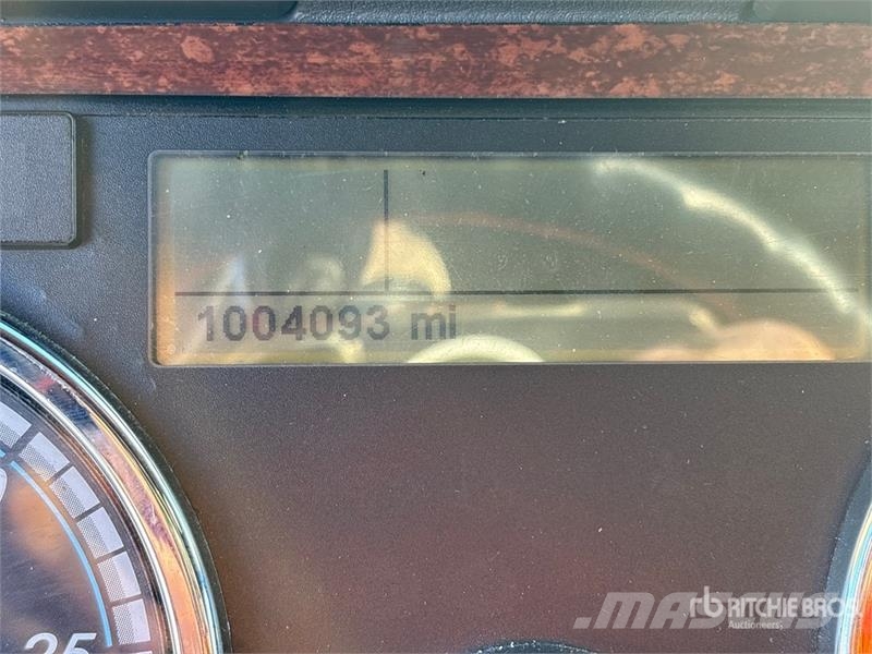Freightliner Cascadia 125 6x2 T/A Sleeper Truck Tractor Tracteur routier