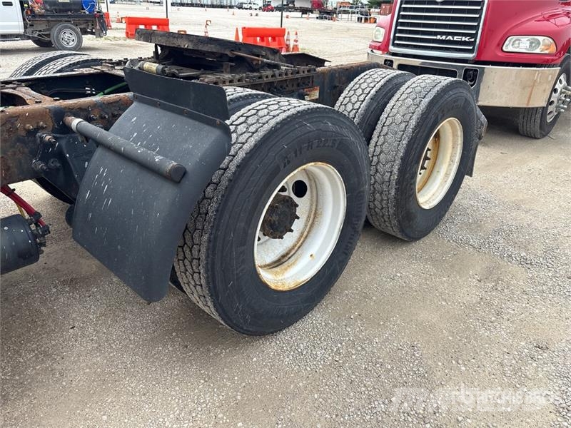 Freightliner Cascadia 126 Çekiciler