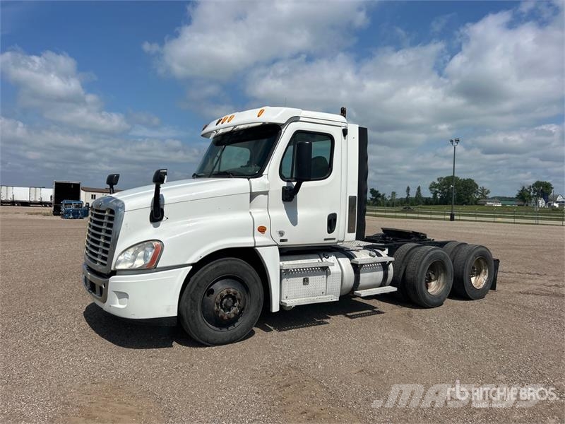 Freightliner Cascadia 125 Prime Movers