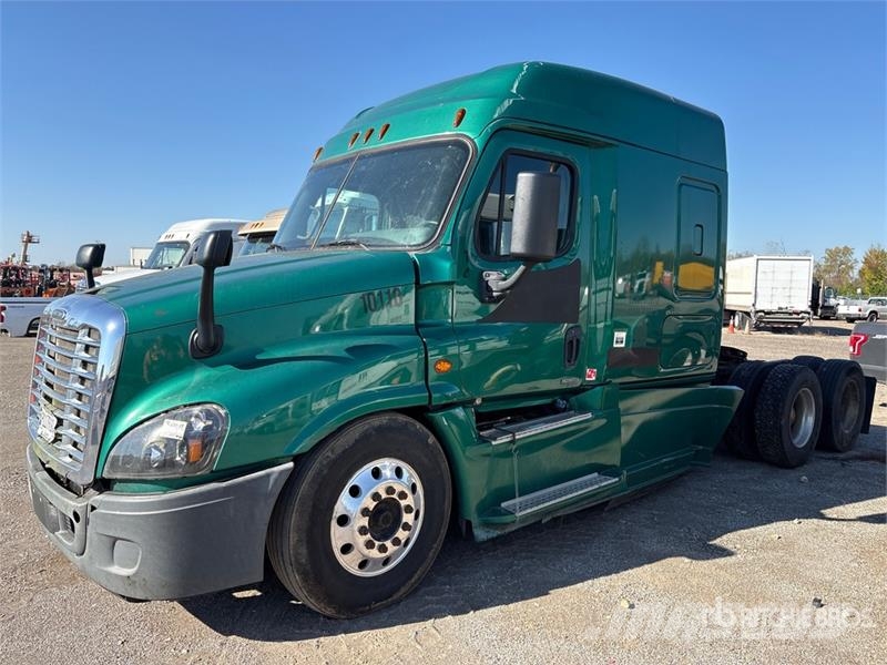 Freightliner Cascadia 125 Тягачі