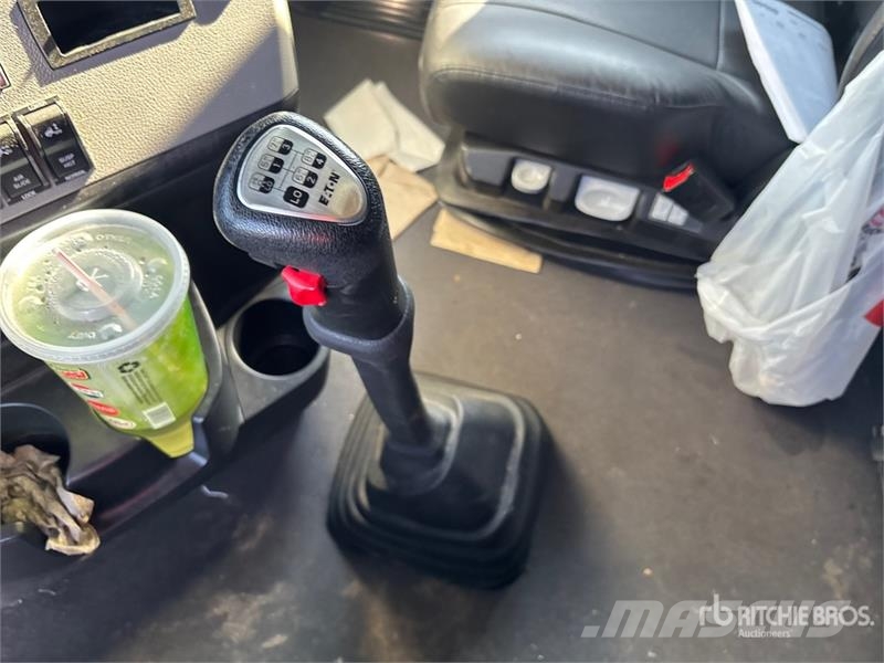 Freightliner Cascadia 126 Влекачи