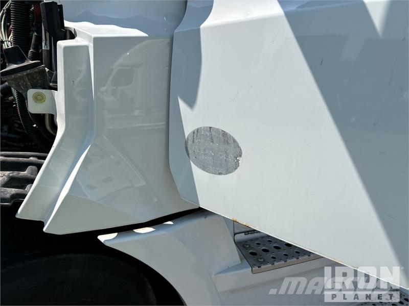 Freightliner Cascadia 126 Çekiciler