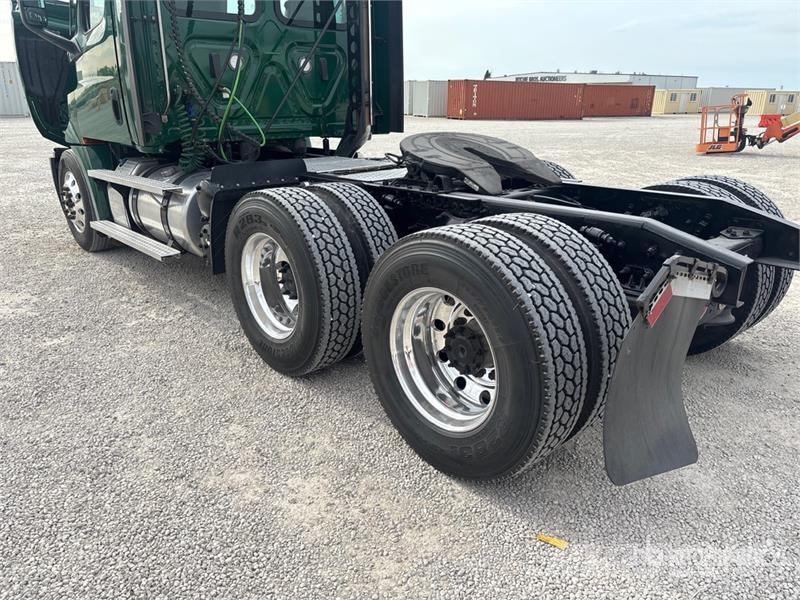 Freightliner Cascadia 126 Vlačilci