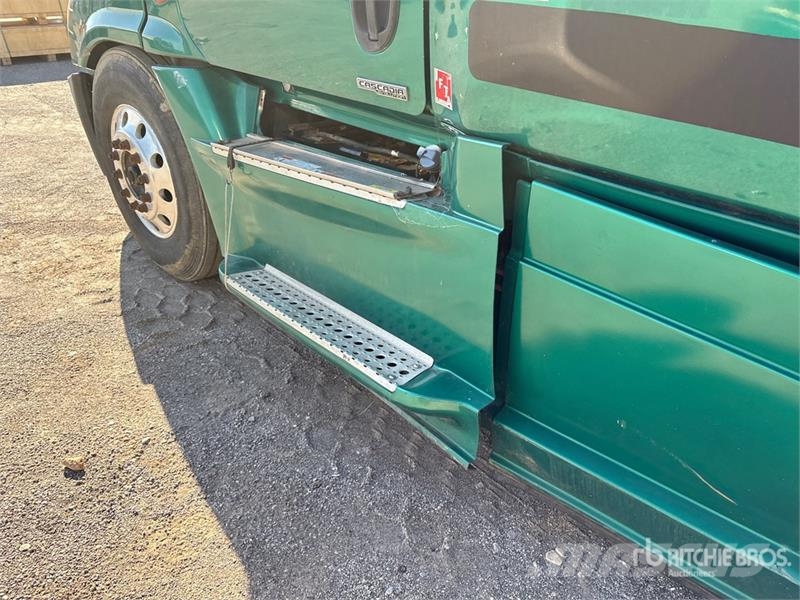 Freightliner Cascadia 125 Тягачі