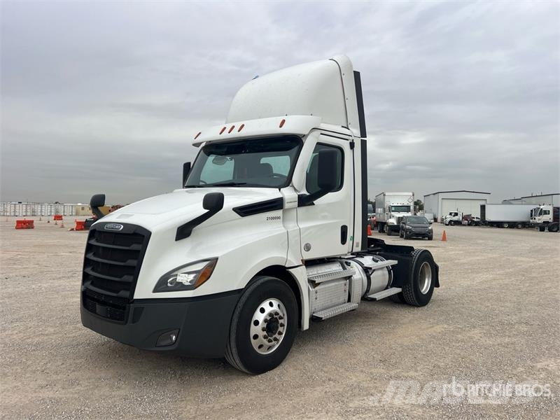 Freightliner Cascadia 126 Тягачі