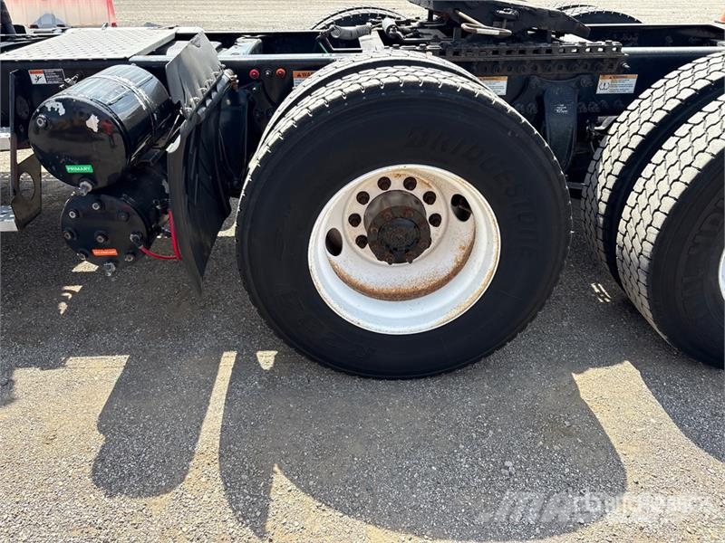 Freightliner Cascadia 125 Cavalos mecânicos