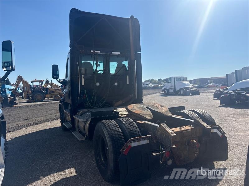 Freightliner Cascadia 113 Tractor Units