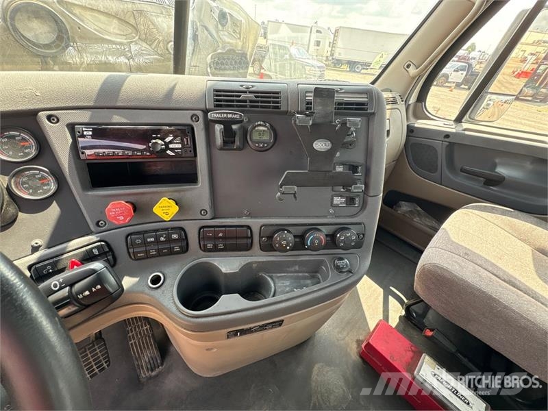 Freightliner Cascadia 125 Cavalos mecânicos