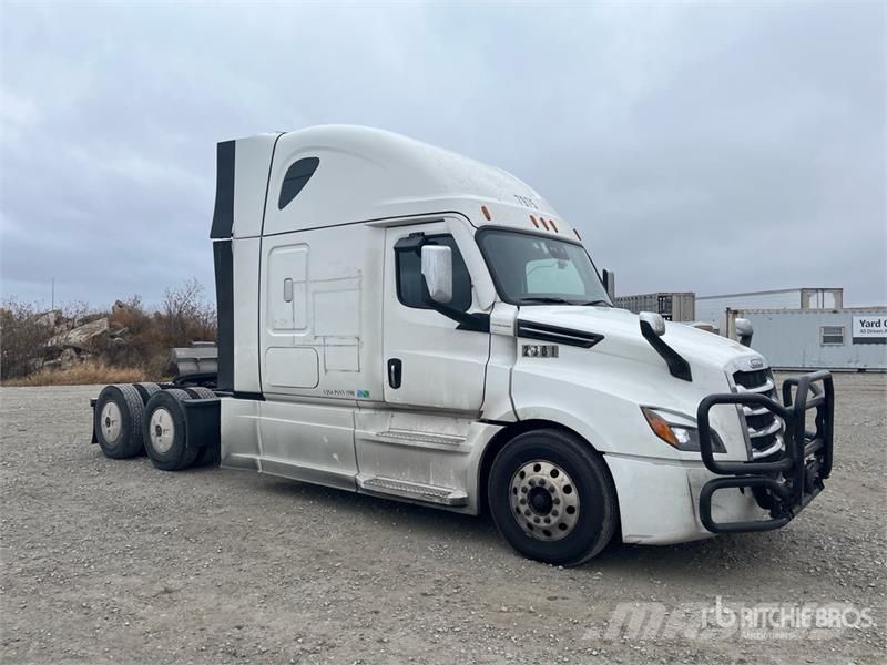 Freightliner Cascadia 126 T/A Sleeper Truck Tractor Vilcēji