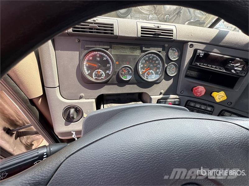 Freightliner Cascadia 125 Cavalos mecânicos