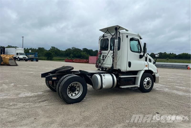 Freightliner Cascadia 113 Prime Movers