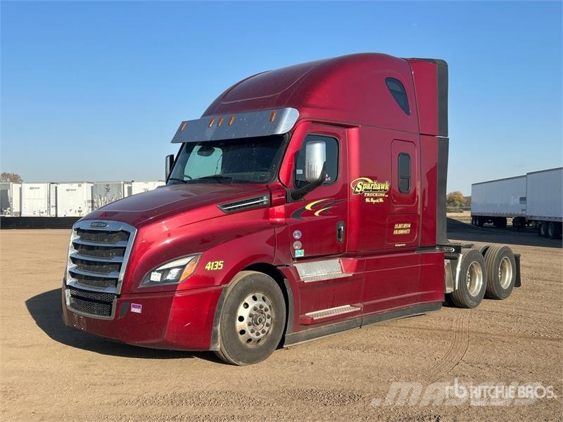 Freightliner Cascadia 126 Влекачи