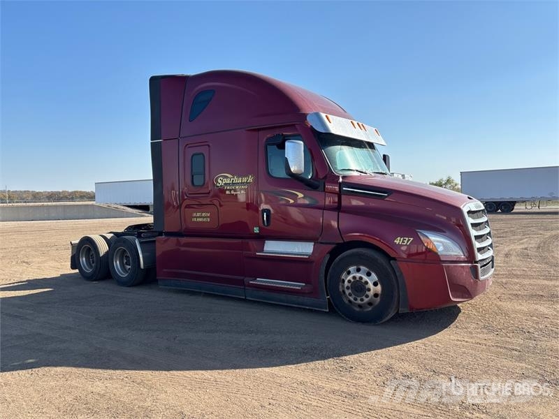 Freightliner Cascadia 126 Влекачи