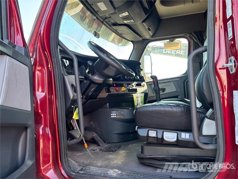 Freightliner Cascadia 126 Влекачи