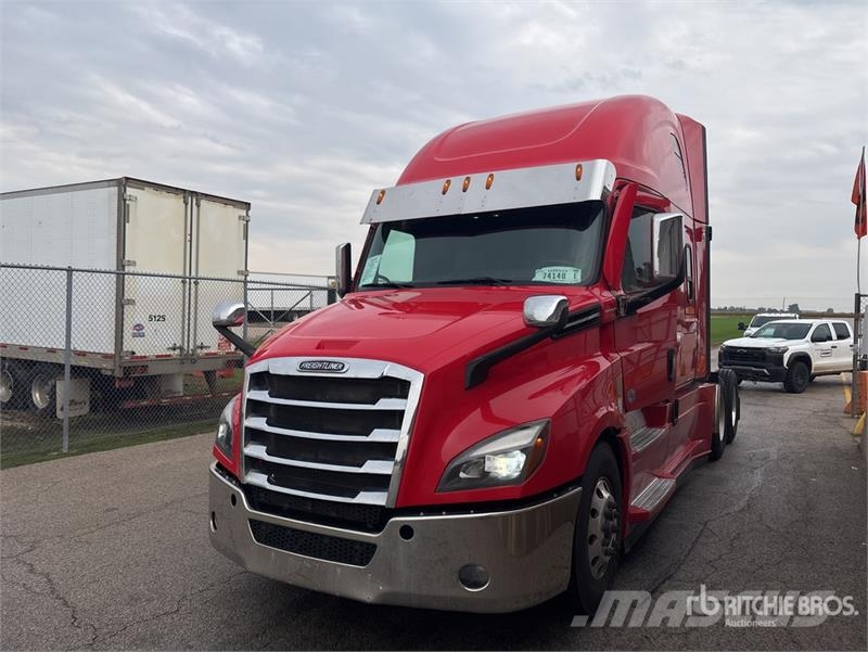 Freightliner Cascadia 126 T/A Sleeper Truck Tractor Sattelzugmaschinen