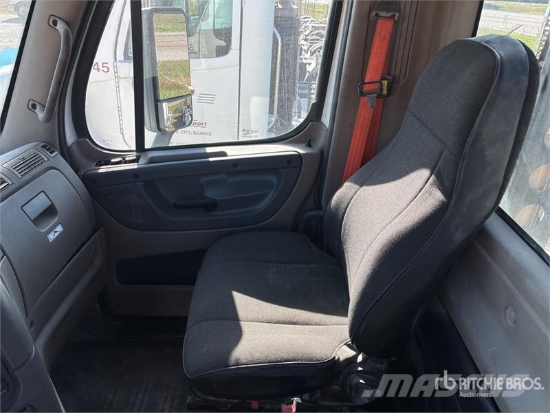 Freightliner Cascadia 113 Vlačilci