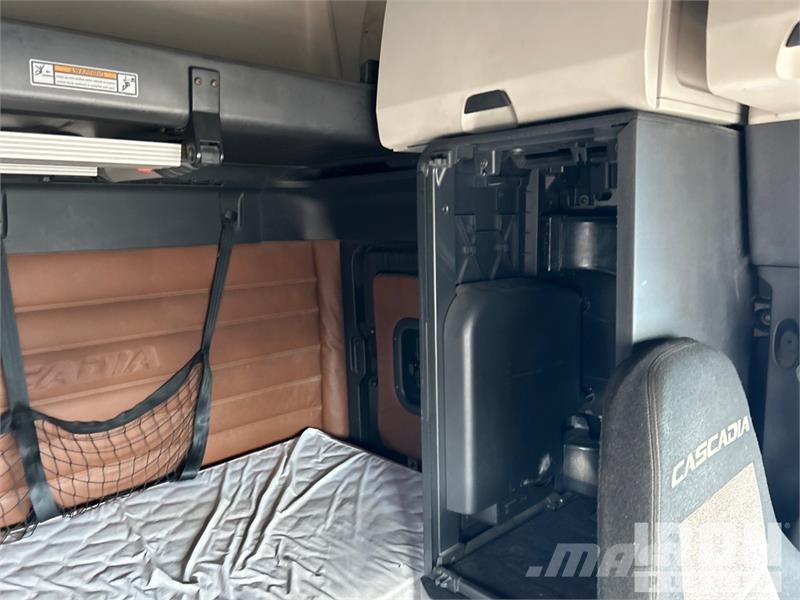 Freightliner Cascadia 126 Çekiciler